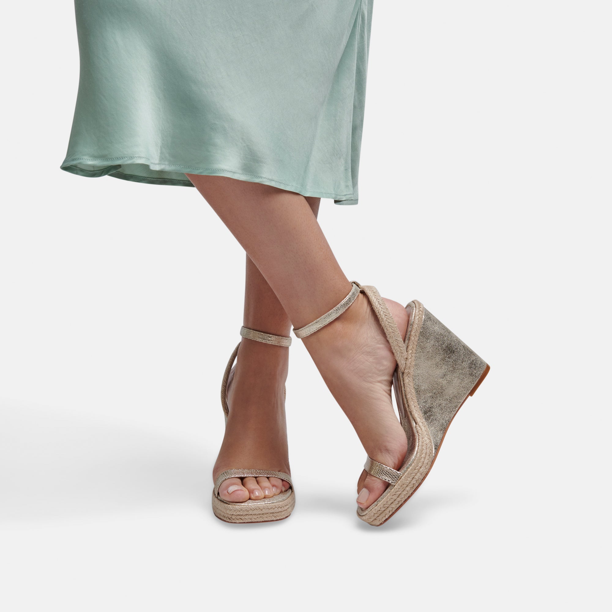 AURORA HEELS LIGHT GOLD METALLIC STELLA - re:vita