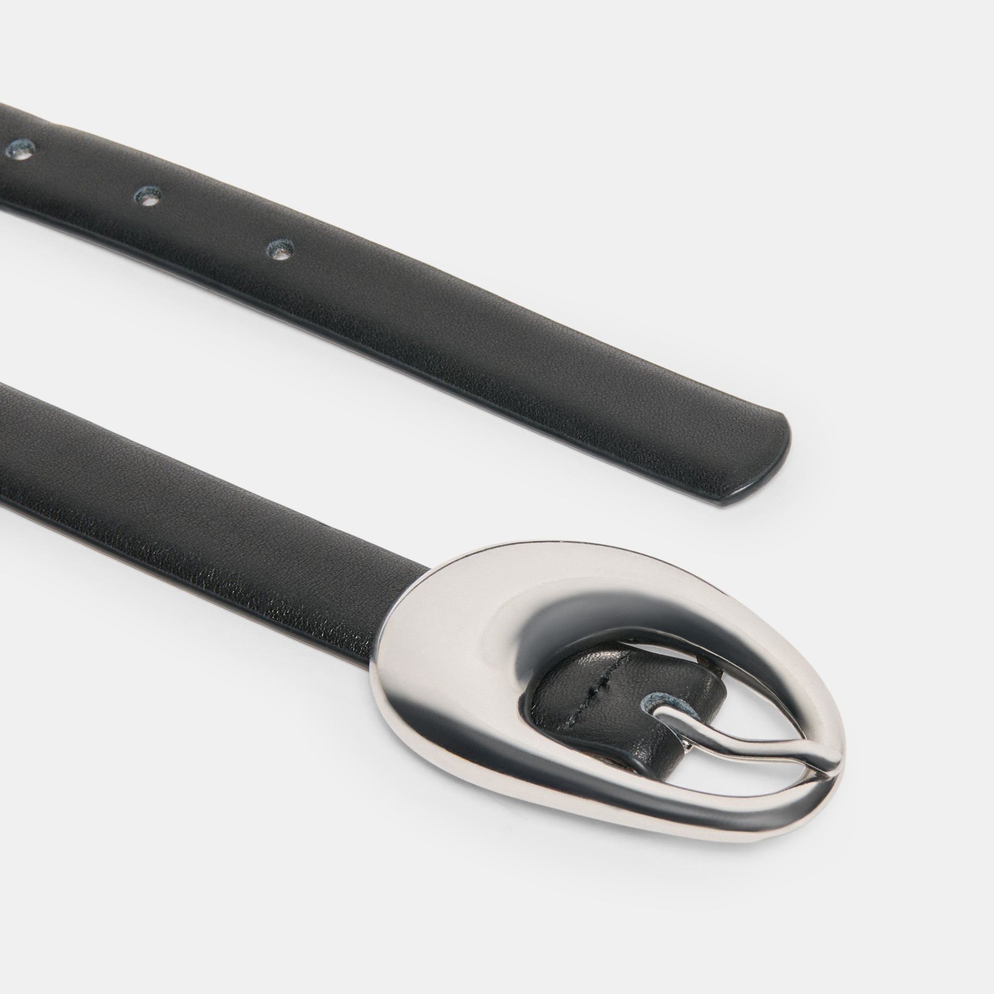 ORGANIC OVAL BUCKLE BELT BLACK SILVER