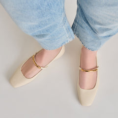 RADYA BALLET FLATS CREME LEATHER