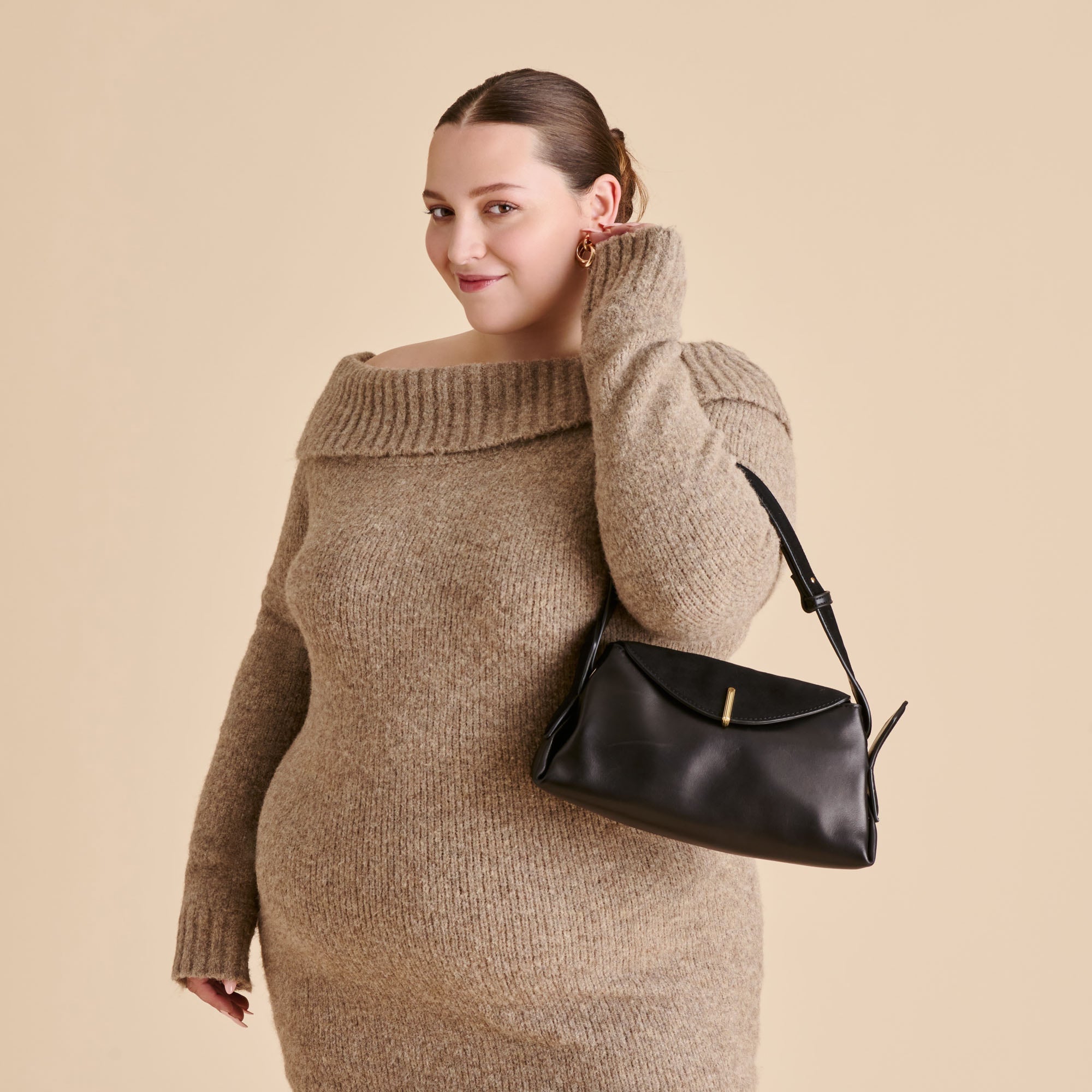 DEVYN SHOULDER BAG BLACK LEATHER