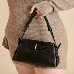 DEVYN SHOULDER BAG BLACK LEATHER