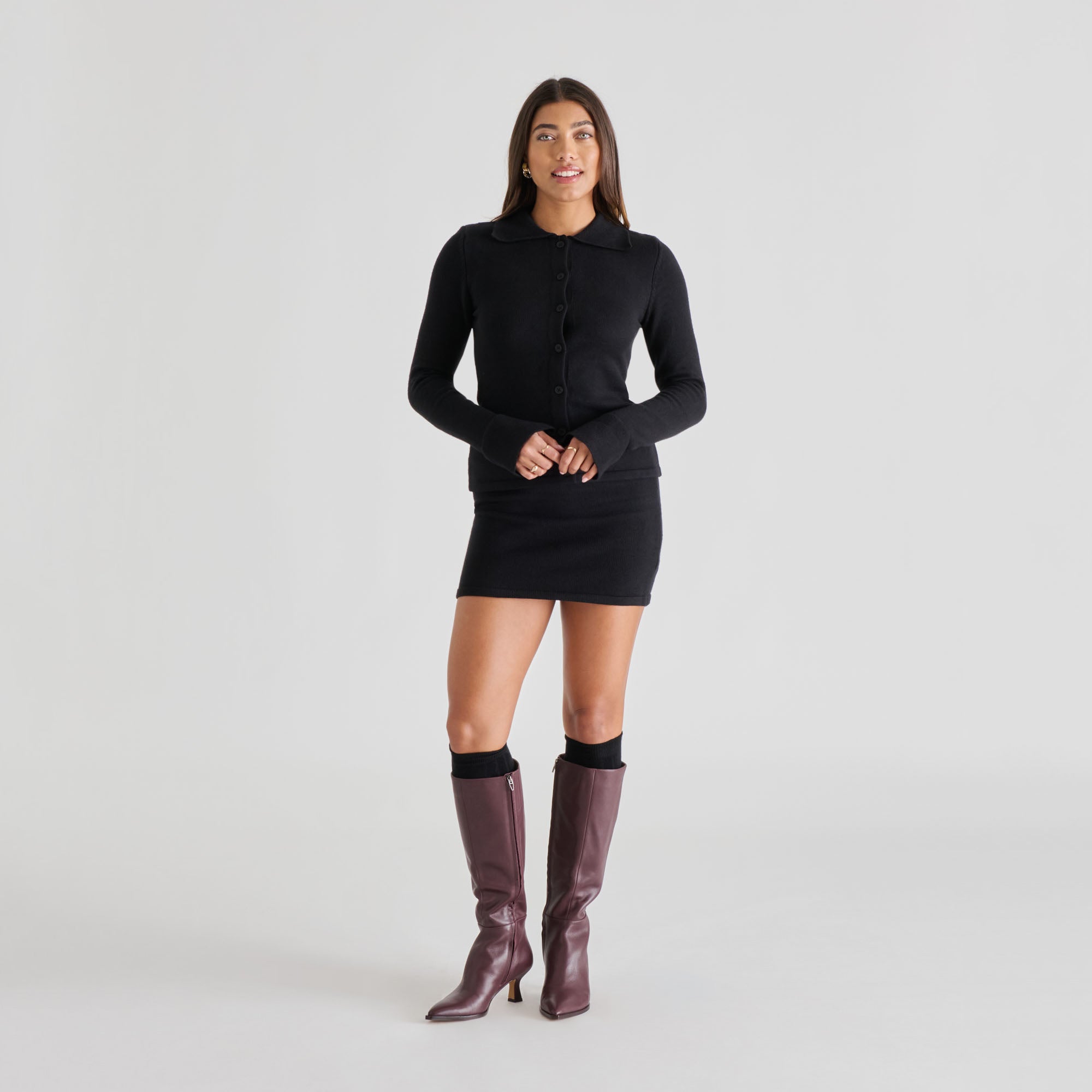 KNEE HIGH SOCKS BLACK