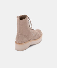VELA BOOTS ALMOND SUEDE - re:vita